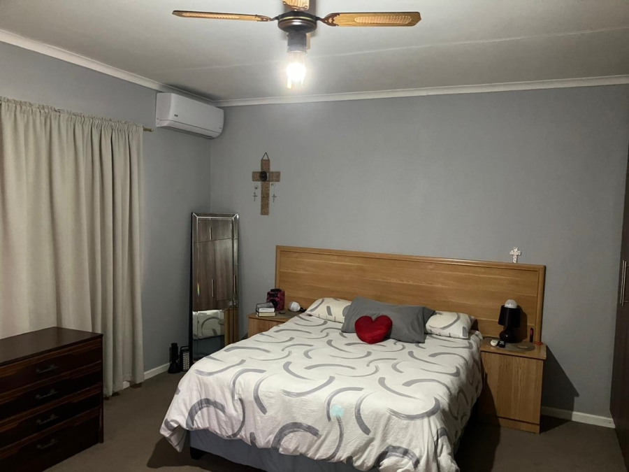 4 Bedroom Property for Sale in Manor Heights Eastern Cape